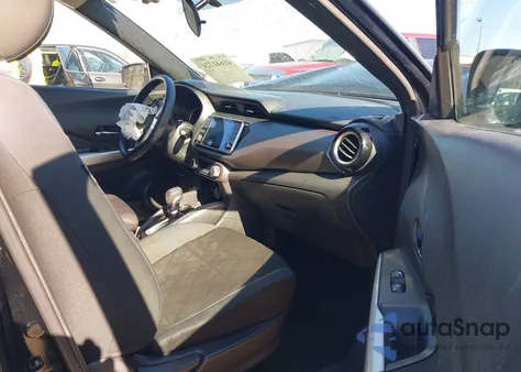 2019 Nissan Kicks Sv z USA, uszkodzony, nr VIN 3N1CP5CU8KL546428